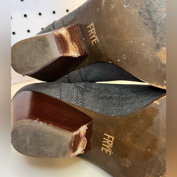 Frye Reina Gray Leather Cut Out Bootie - Picture 14 of 16